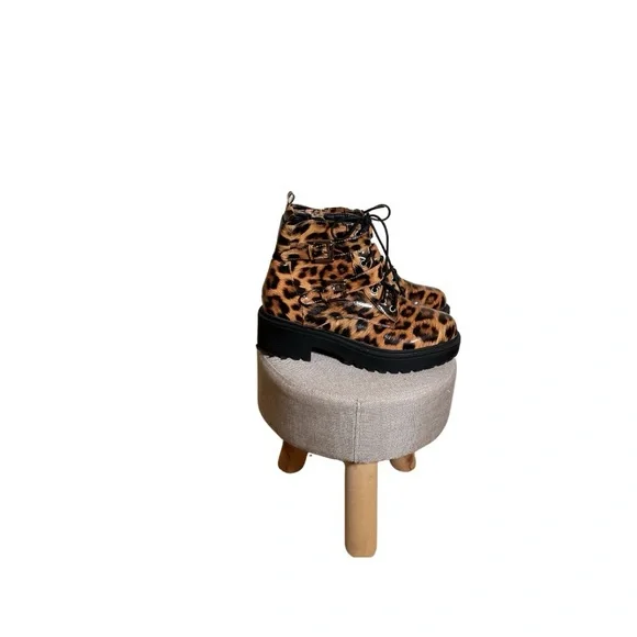 Catty Combat Boots - Picture 2 of 2